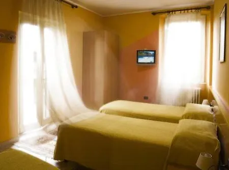 La Quercia 3* 모조