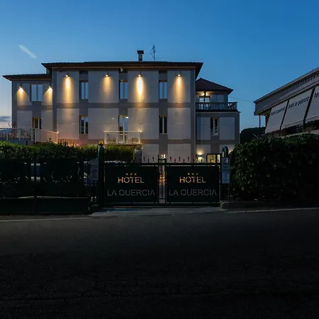 Hotel La Quercia 3*