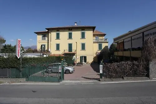 La Quercia Szálloda Mozzo